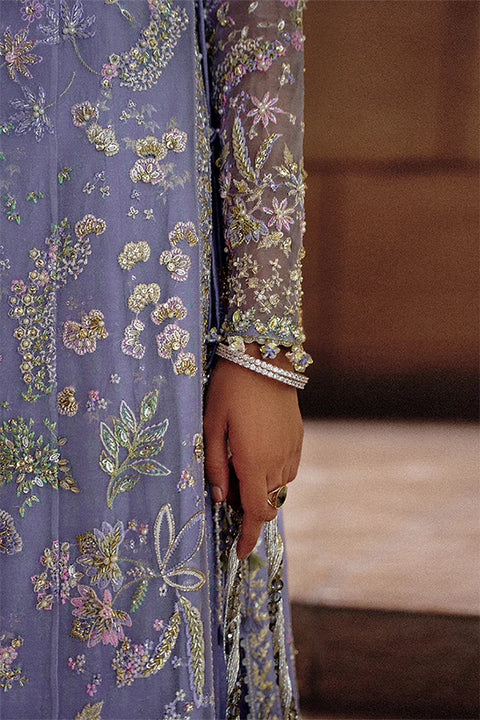 Suffuse Freeshia RTW 26 Calira