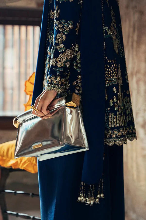 Suffuse  Silk Pret  Kira