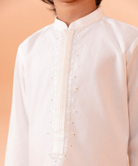 Boys White Embroidered Jacqurad Kurta trouser 2pc