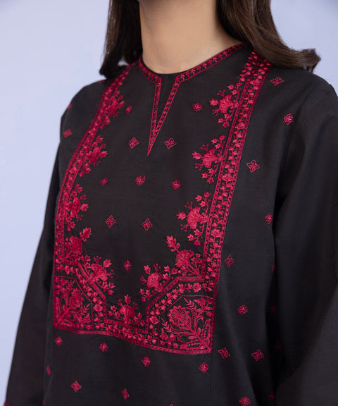 Sapphire 2 Piece Embroidered Cambric Kurta Trouser