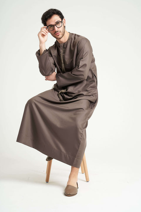 Burooj Emirati Khaleej Brown Thobe / Jubbah