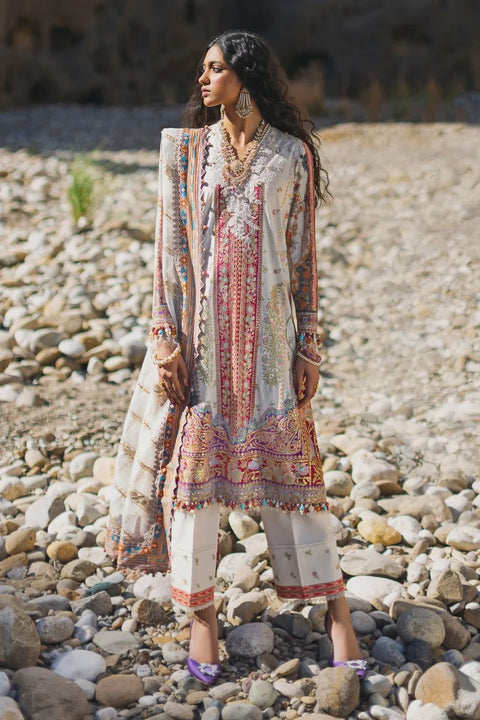Sana Safinaz Luxury Lawn 23 02A
