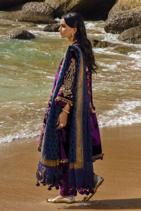 Sana Safinaz Luxury Velvet 21/22 Unstitched Collection 6